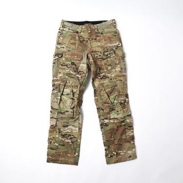 Multicam tactical cargo pants with multiple utility pockets and belt loops