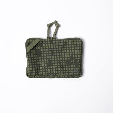 Camo trip wallet pouch with elastic cord closure and patterned front panel
