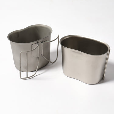 Shiny stainless steel canteen cups (pair) with foldable wire handle, 700 ml