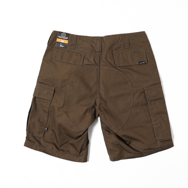 Men's cargo shorts, terra brown, back pockets with branding patch
