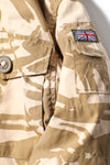 像新的英國陸軍 S95 帶襯裡戰鬥工作服