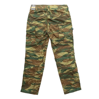Combat tactical pants in green/brown camo with front pockets and reinforced knees