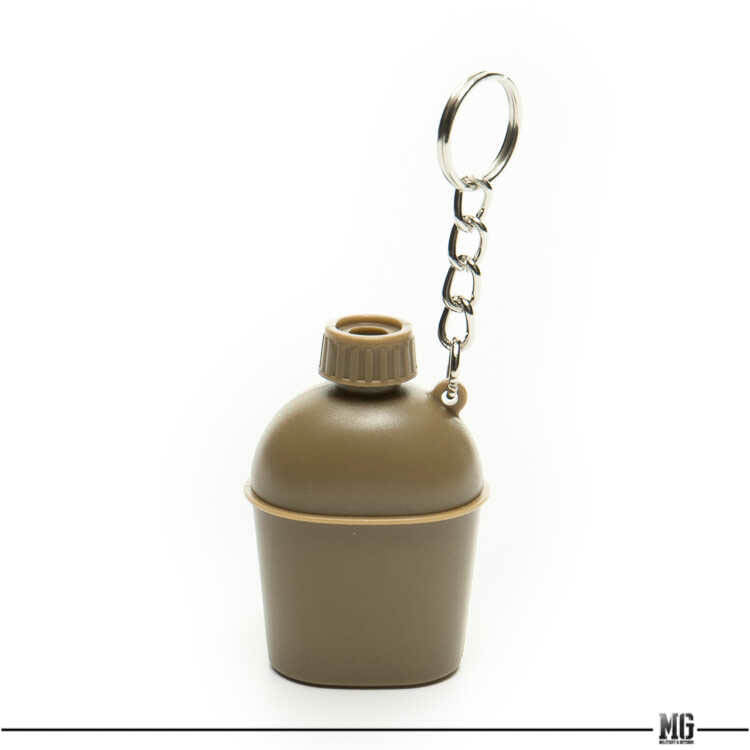 Retro Motif US Army M-1910 Water Pot Style LED Keychain